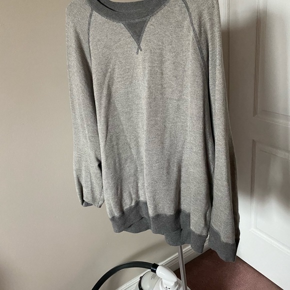 Abercrombie and Fitch Grey Sweater - Picture 9 of 9